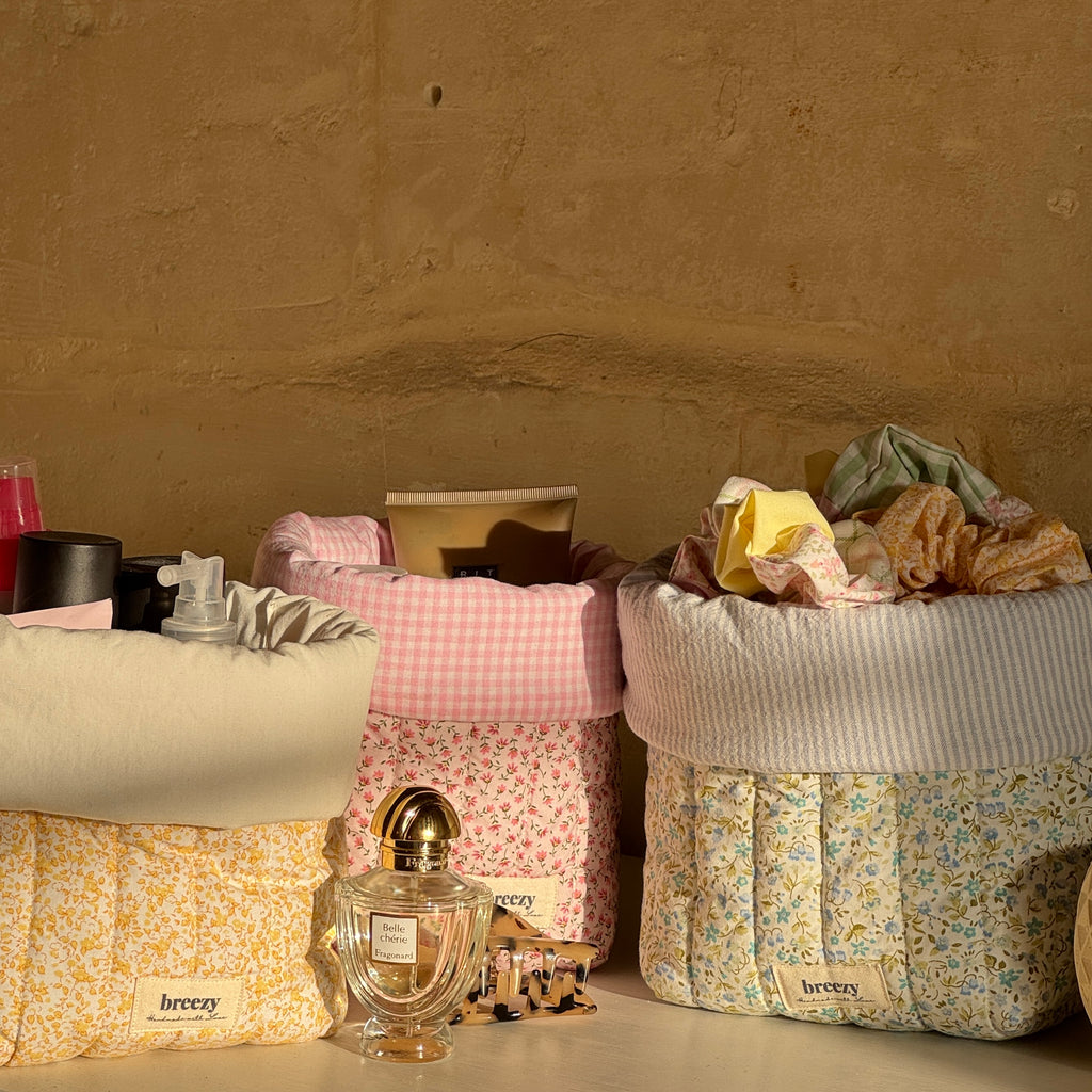 Pink Daisy Vanity Basket