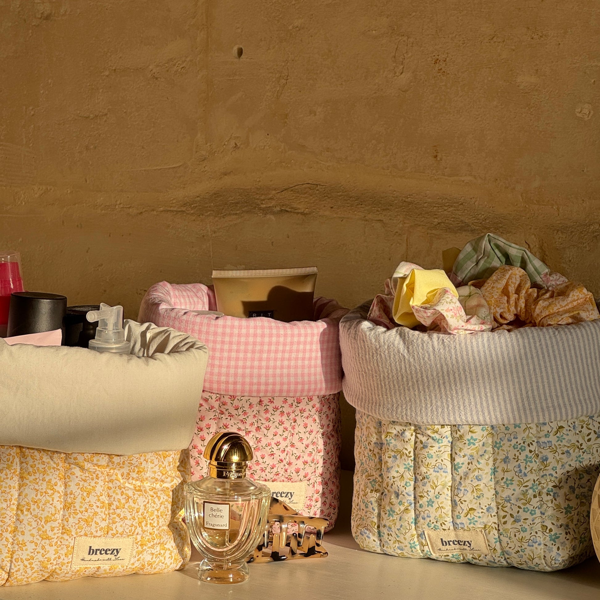 Pink Daisy Vanity Basket