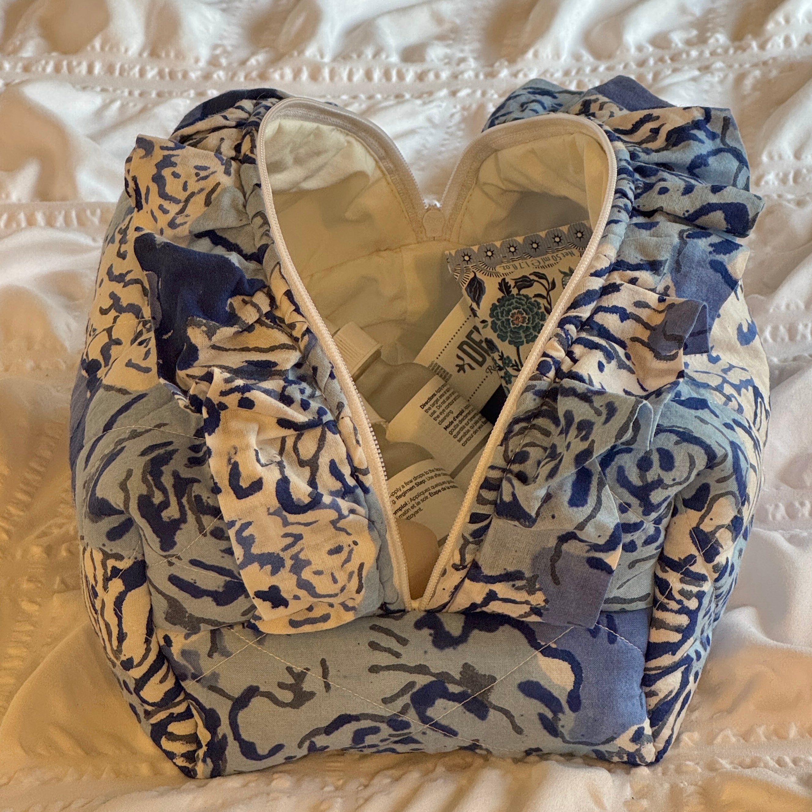 Azure Ruffle Bag – Breezy