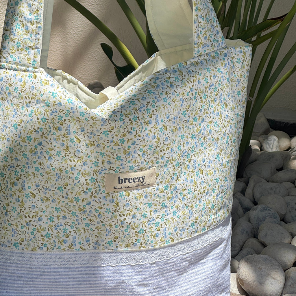 Iris Tote