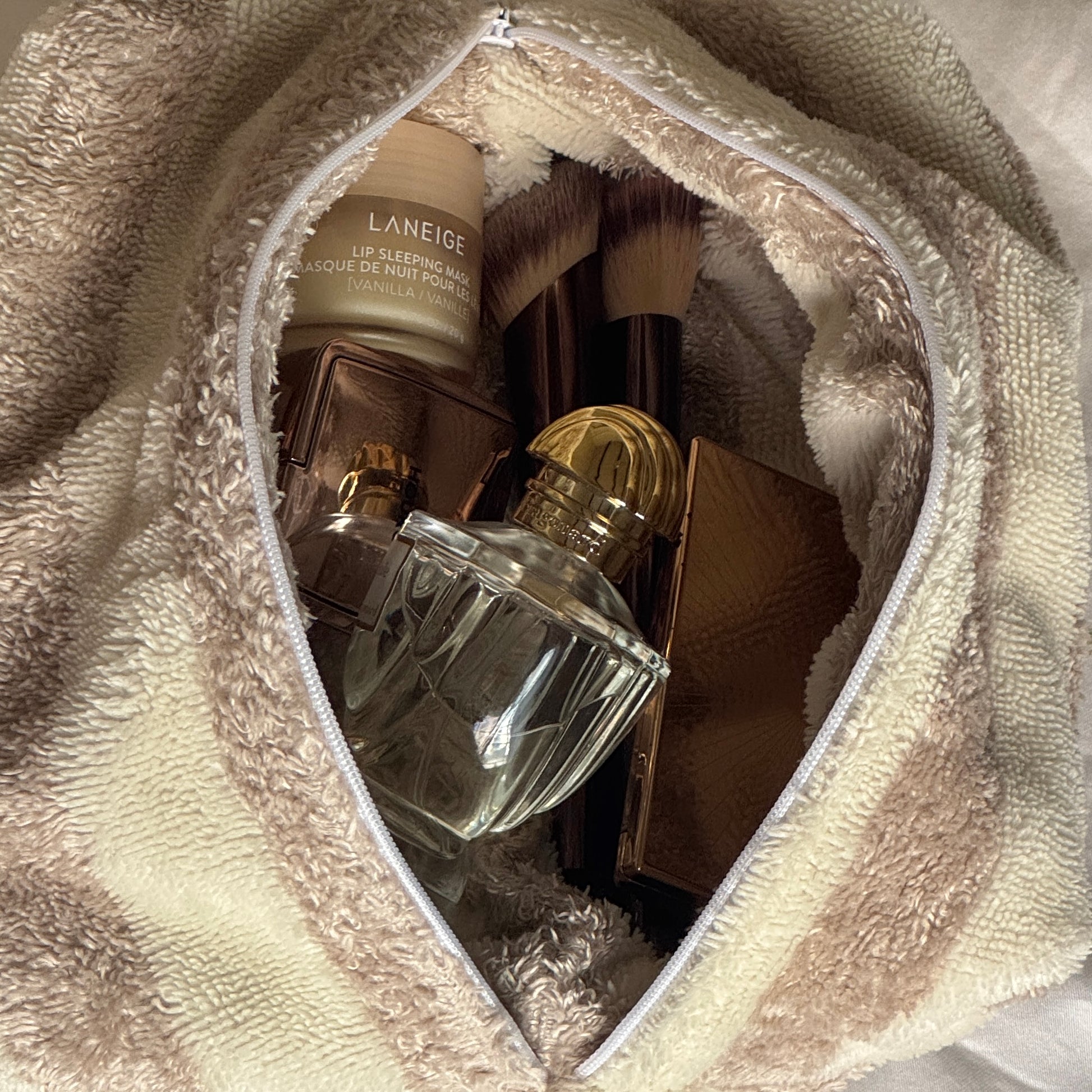 Sandstone Bag