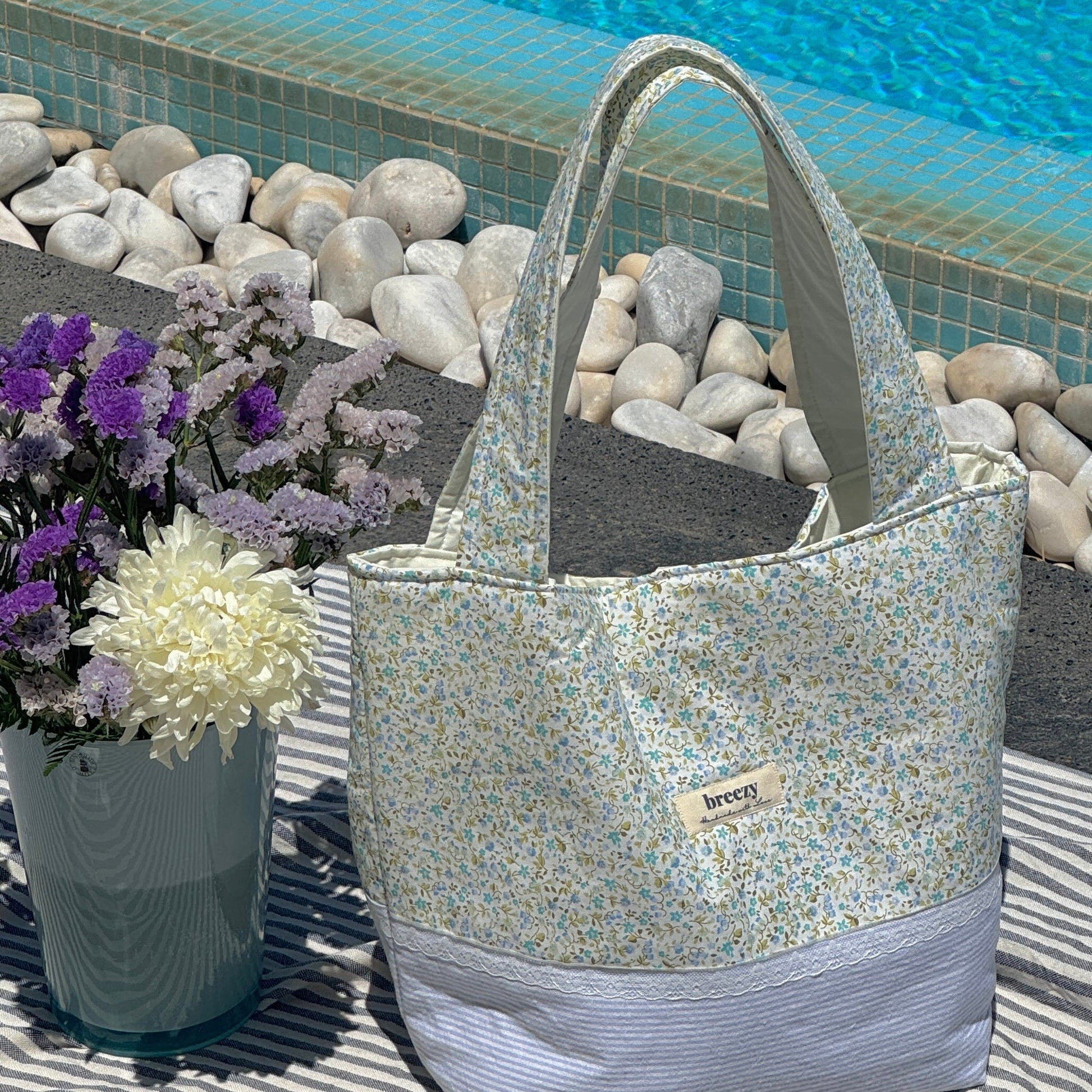 Iris Tote