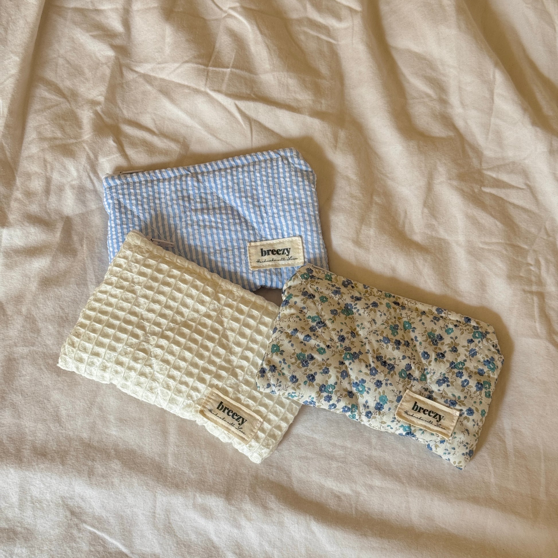 Seaside Pouch