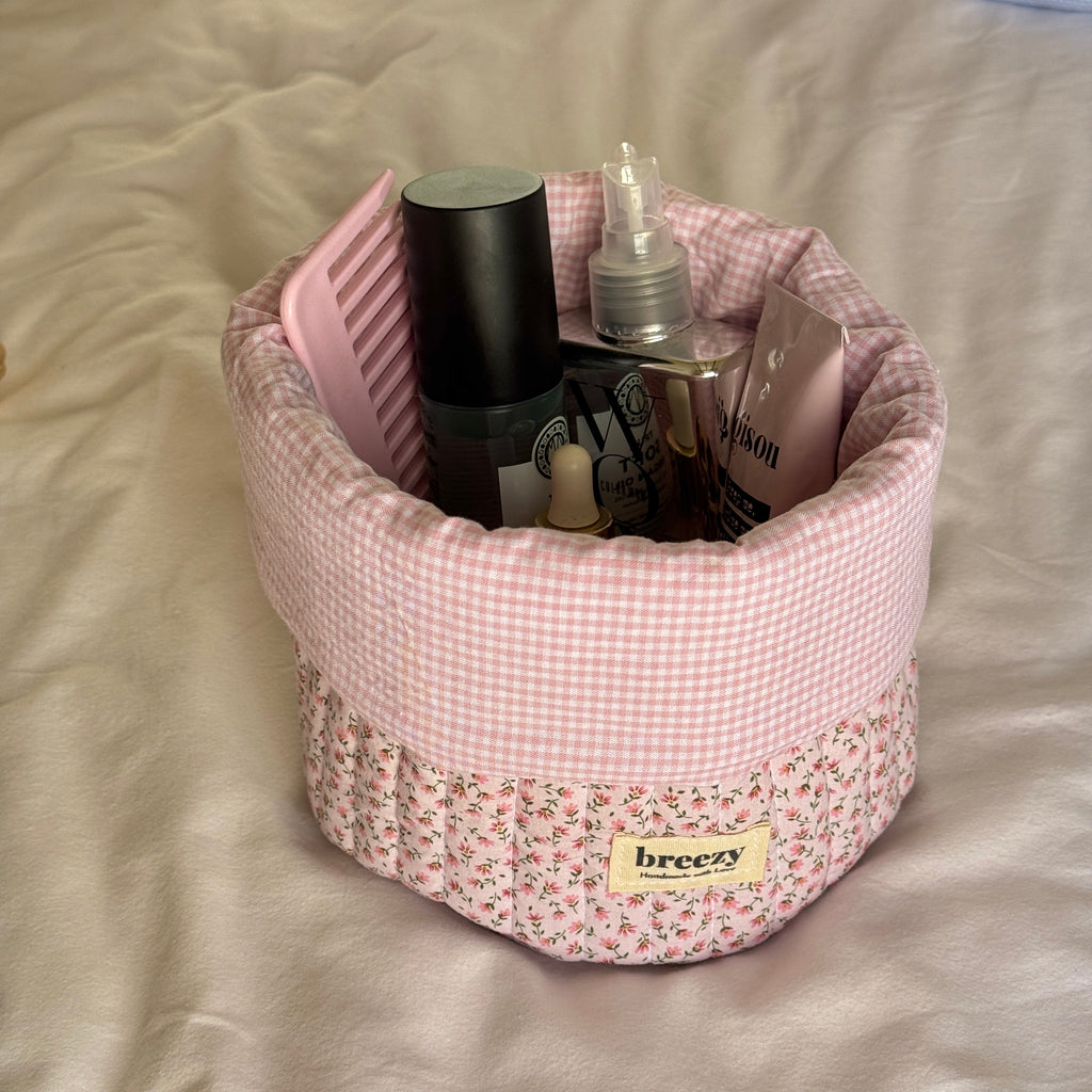 Pink Daisy Vanity Basket